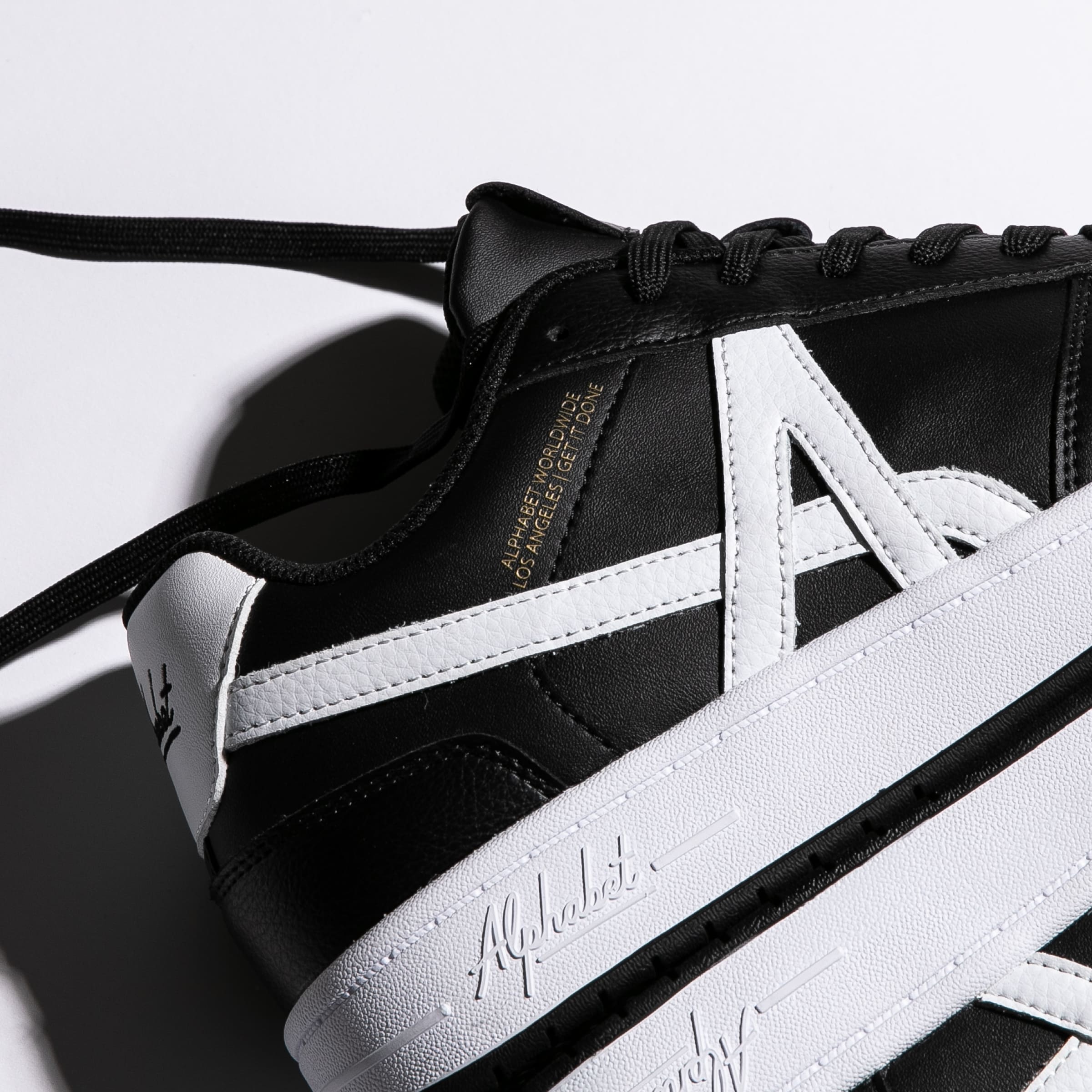 Beverly Low 567 White/Black — Side